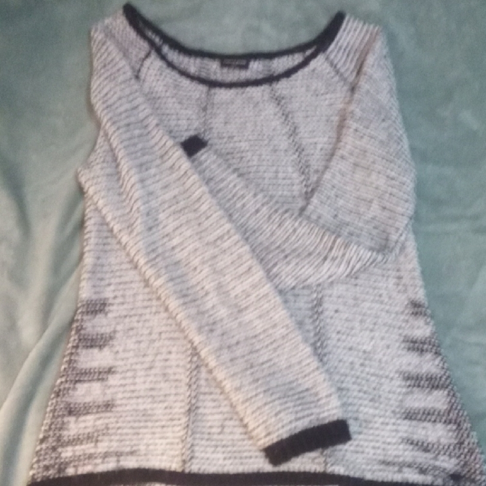 Point Zero Monochrome Knit Sweater